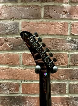 Электрогитара Explorer с Floyd Rose (активы) - миниатюра 8