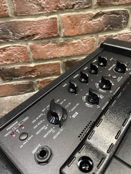 Цифровой Моделирующий Комбик С Эффектами VOX-VX 15 GT - изображение 3